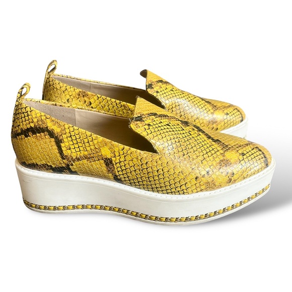 Karl Lagerfeld Brea Platform Yellow Snakeskin Loafer Shoes Size 6 - Picture 1 of 6